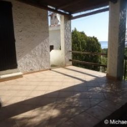 Terrasse mit Meerblick an dem Ferienhaus Bella Vista an der Costa Rei, Sardinien